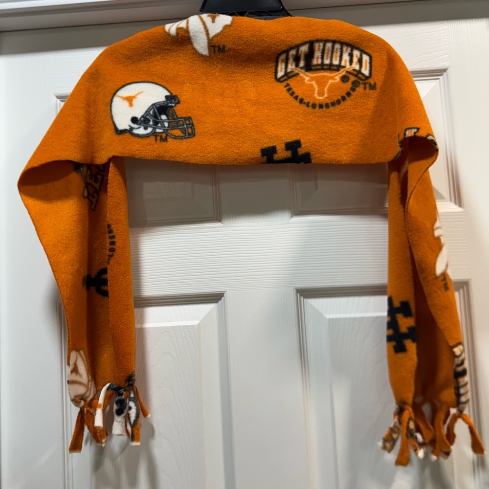 UT Orange and Black Sports Scarf with Decorative Designs